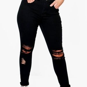 Boohoo Black Distressed Cuffed Jeans